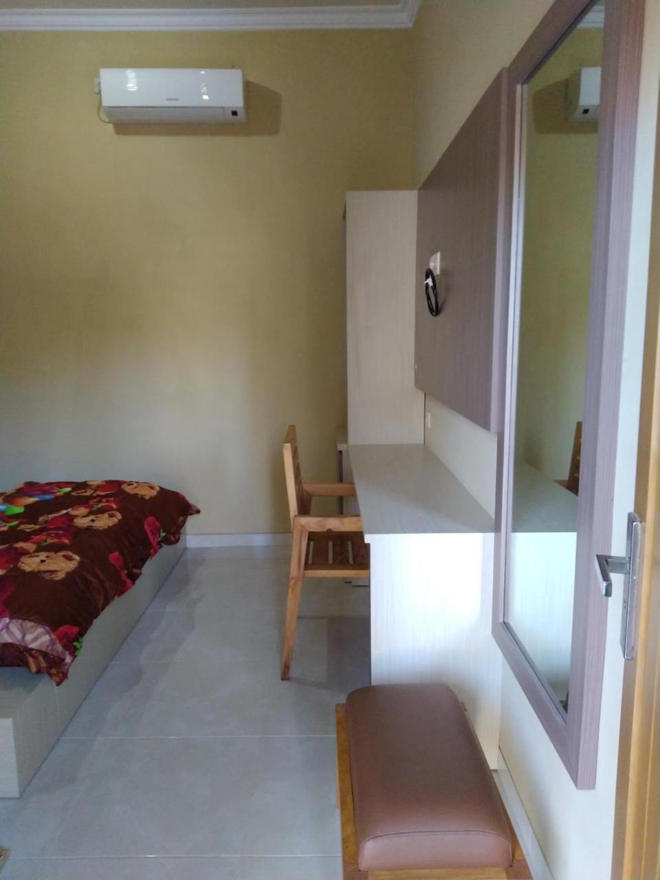 R3 Brawijaya Homestay Banyuwangi  Exterior foto