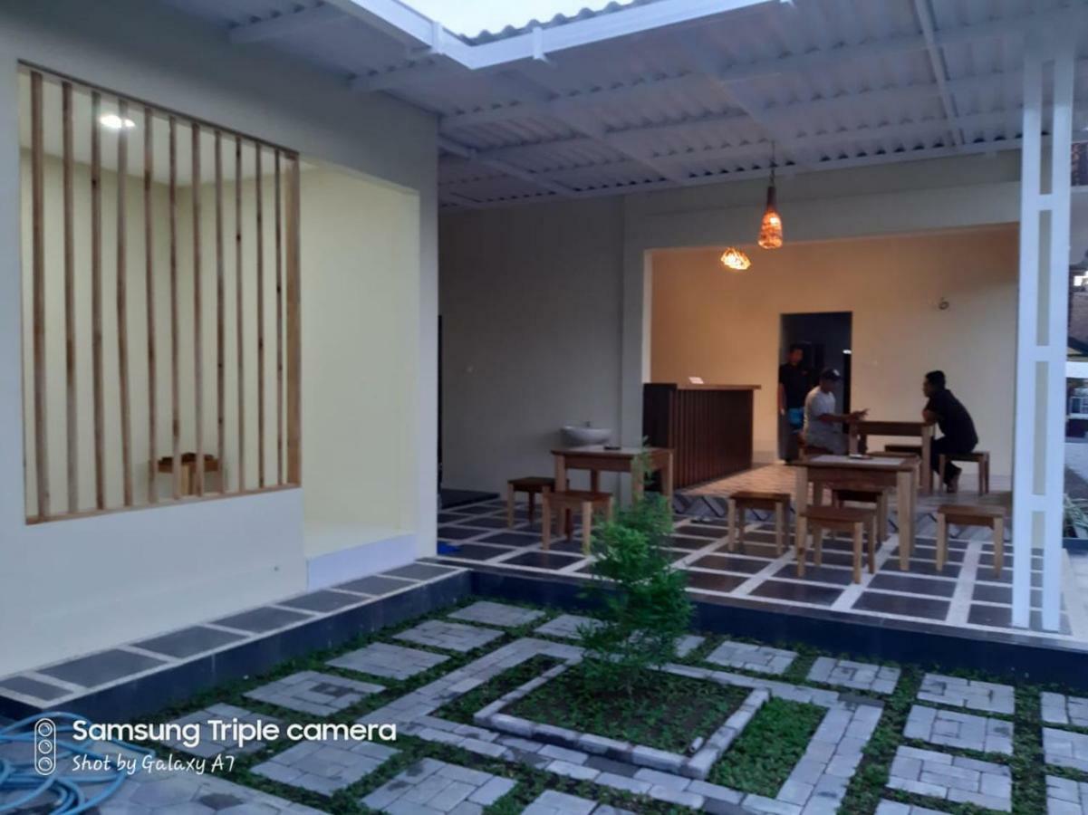 R3 Brawijaya Homestay Banyuwangi  Exterior foto